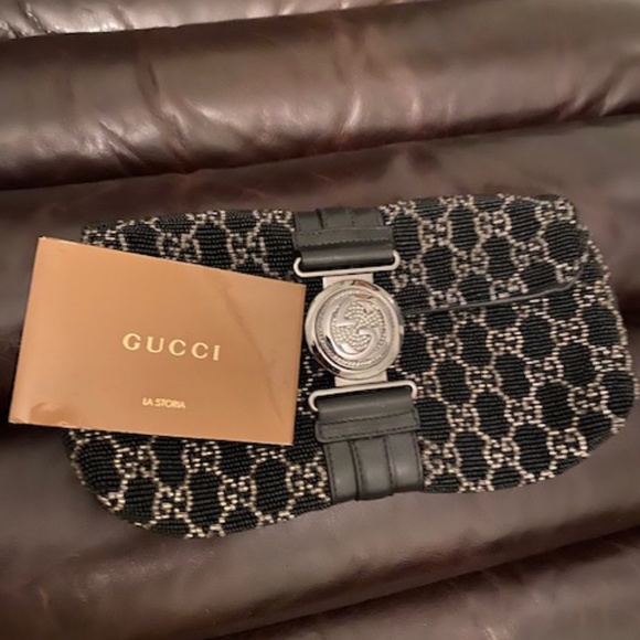 Gucci GG Black & Silver Beaded Clutch - Picture 5 of 9